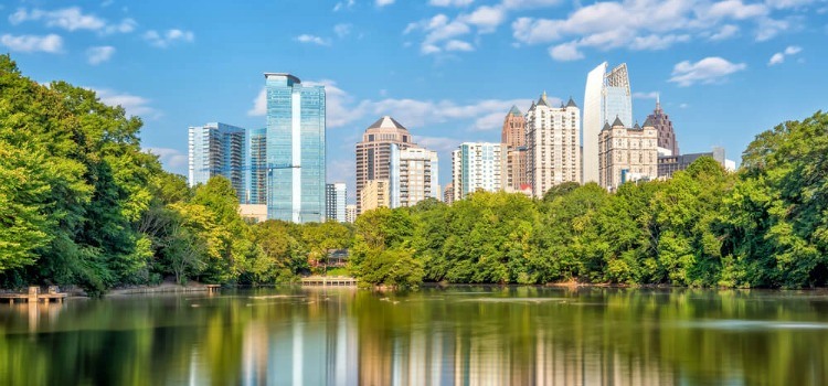 A park in Atlanta with the skyline in the background